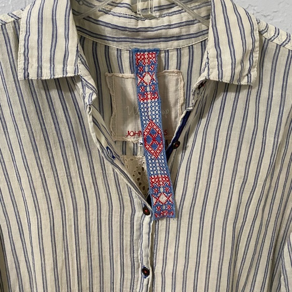 JOHNNY WAS Stunning Relaxed Button Up, Stripe Long-sleeve; Size Small - Picture 5 of 8